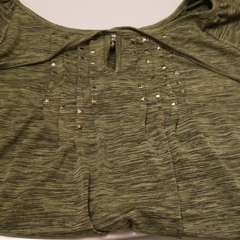 Speechless Green Top L